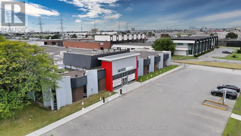 90 Ronson Drive, Toronto (West Humber-Clairville)